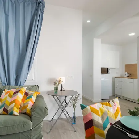 Anfitrion Triana 4 Apartment *